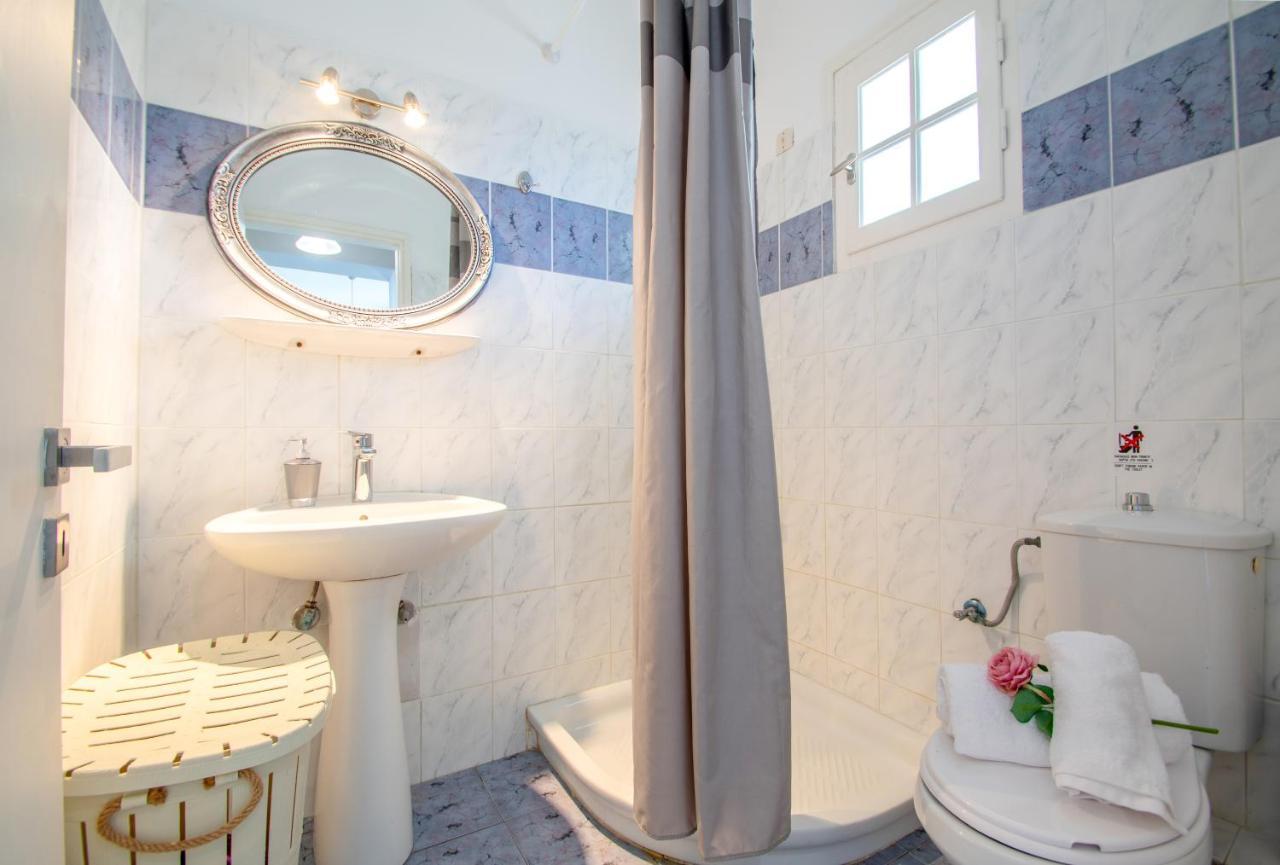 Bellezza Del Mare Apartment Amoudi Ngoại thất bức ảnh