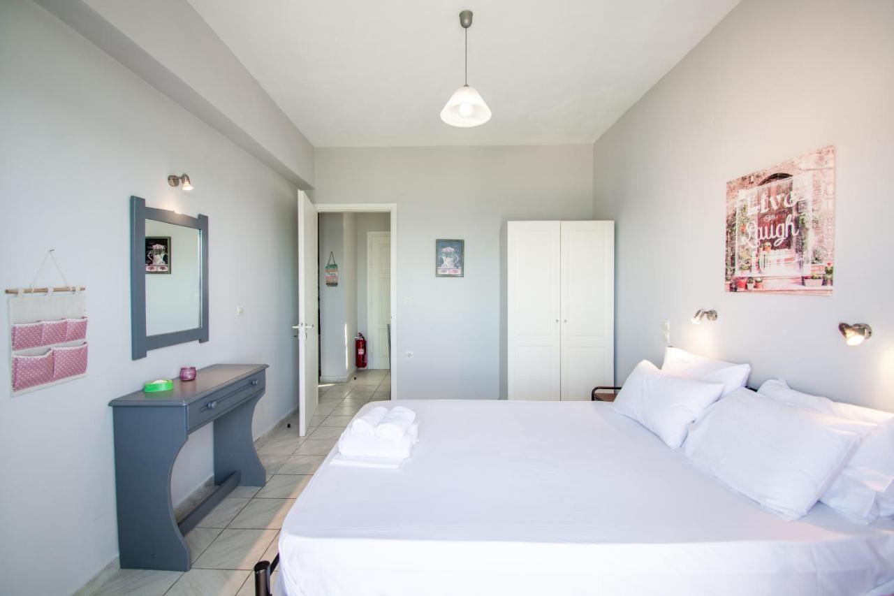 Bellezza Del Mare Apartment Amoudi Ngoại thất bức ảnh